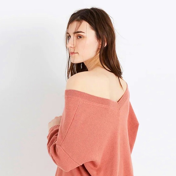 Madewell Double-V Pullover Sweater - Picture 3 of 9